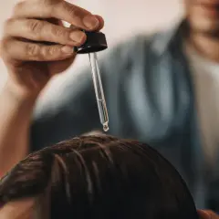 Wcierka do włosów: Jak aplikować dla baby hair i mocnych włosów?