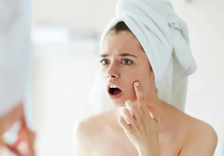 Iwostin Serum Rewitalizujące: Czy to ratunek dla Twojej zmęczonej skóry?