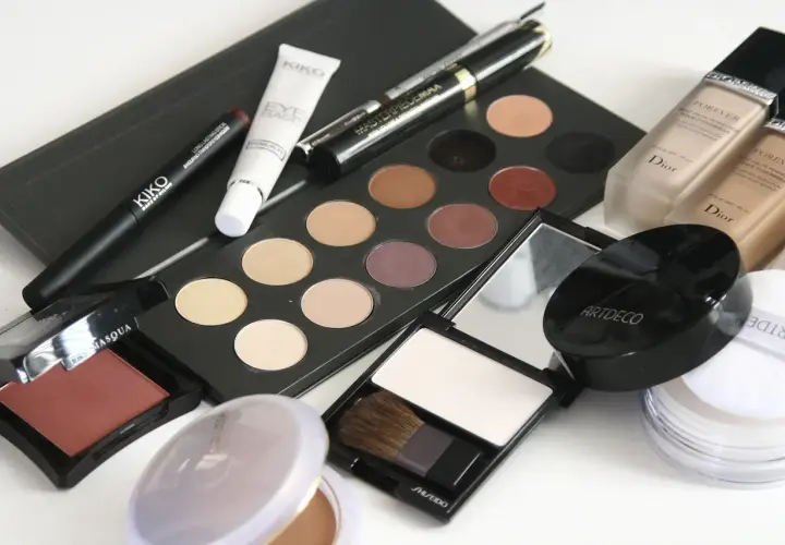 Mary Kay podkład rozświetlający: Czy to Twój klucz do "glow"?