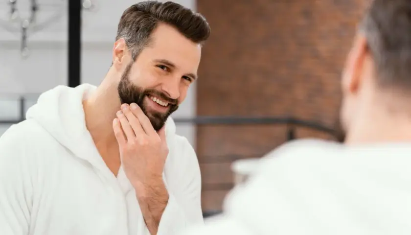 Jak zmiękczyć zarost? Plan na aksamitną brodę bez podrażnień
