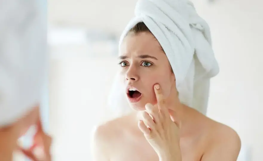 Iwostin Serum Rewitalizujące: Czy to ratunek dla Twojej zmęczonej skóry?